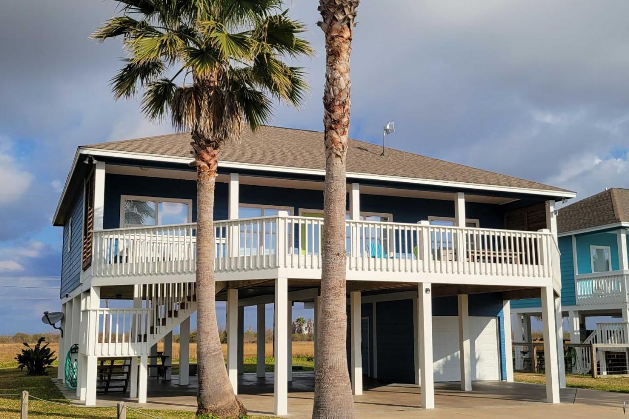 Bright Crystal Beach House, Walk To Coast! Villa Bolivar Peninsula Bagian luar foto